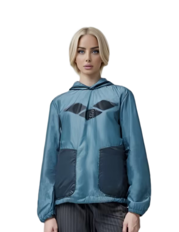 &nbsp;Ultraleichte, stilvolle, leichte Jacke mit Kapuze